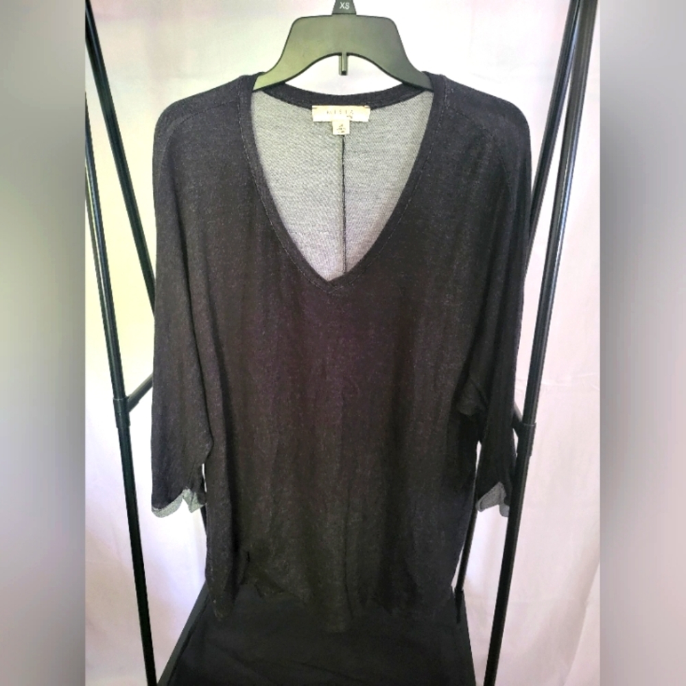 MISIA Curvy Black Blouse Top Plus  Folded Sleeves V neck Rayon 3x